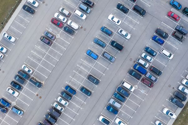 Concrete Parking Lot Service in Elgin