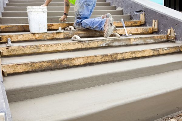 Concrete Steps Pouring in Elgin
