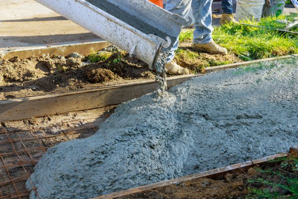 Cost of Driveway Concrete Pouring in Elgin
